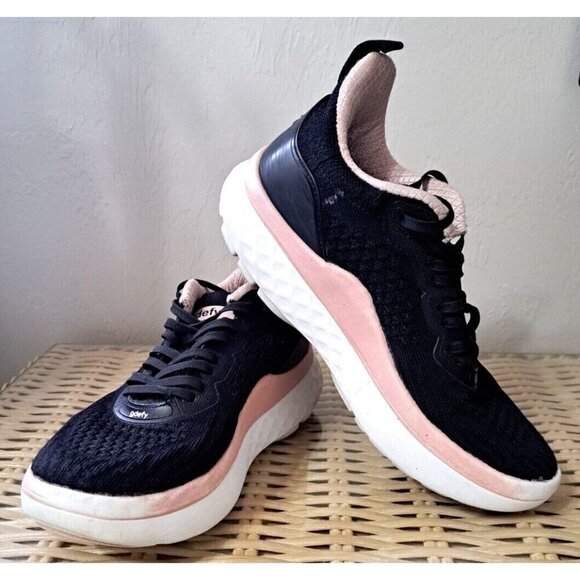 GDefy Women's 7 Spring Technology Run Black with Pink Low Cut Sneakers Lace-Up - Picture 1 of 12